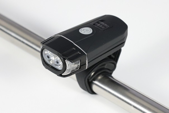 USB lumière rechargeable 8.4x4.5x3.5cm Front Headlight de bicyclette de 5 watts